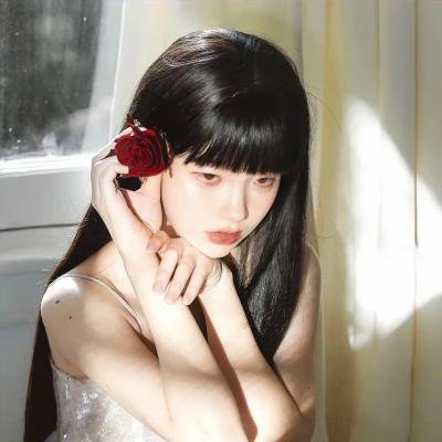 穿越荒年娘亲一笑粮肉满了仓